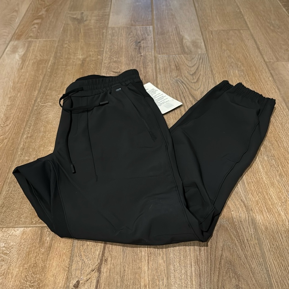 Men’s lululemon black joggers, license to train joggers